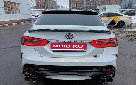 Toyota Camry, 2020 год, 3 690 000 рублей, 7 фотография