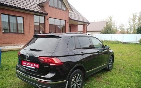 Volkswagen Tiguan II, 2021 год, 3 230 000 рублей, 2 фотография