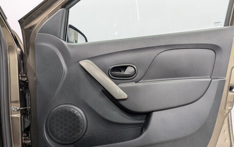 Renault Sandero II рестайлинг, 2018 год, 1 150 000 рублей, 24 фотография