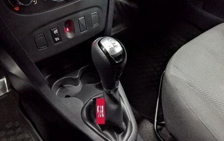 Renault Sandero II рестайлинг, 2018 год, 1 150 000 рублей, 26 фотография