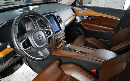 Volvo XC90 II рестайлинг, 2018 год, 4 119 000 рублей, 8 фотография