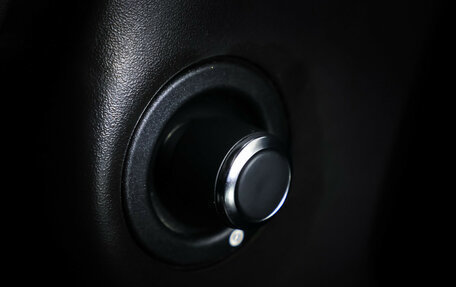 Land Rover Range Rover IV рестайлинг, 2016 год, 4 580 000 рублей, 32 фотография