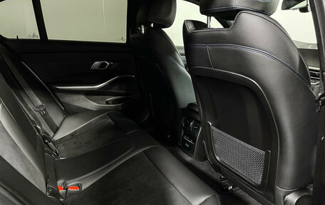 BMW 3 серия, 2021 год, 4 650 000 рублей, 14 фотография