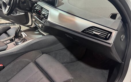 BMW 5 серия, 2018 год, 3 650 000 рублей, 22 фотография