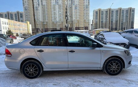 Volkswagen Polo VI (EU Market), 2013 год, 590 000 рублей, 2 фотография