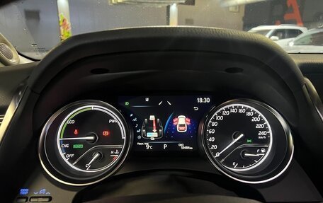 Toyota Camry, 2022 год, 3 650 000 рублей, 10 фотография