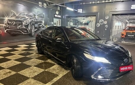 Toyota Camry, 2022 год, 3 650 000 рублей, 8 фотография