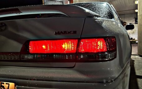 Toyota Mark II VIII (X100), 2000 год, 950 000 рублей, 2 фотография