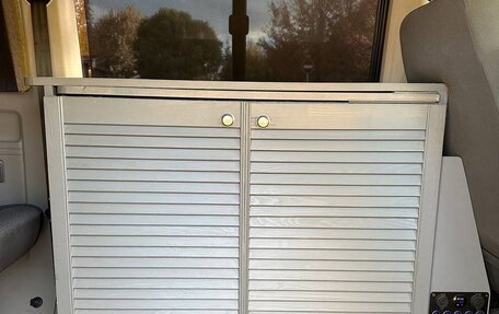 Volkswagen Caravelle T5, 2013 год, 2 550 000 рублей, 10 фотография