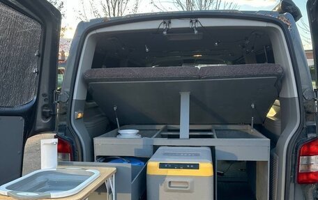 Volkswagen Caravelle T5, 2013 год, 2 550 000 рублей, 22 фотография