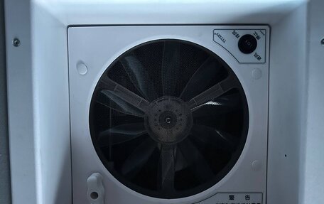 Volkswagen Caravelle T5, 2013 год, 2 550 000 рублей, 30 фотография