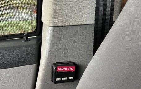 Volkswagen Caravelle T5, 2013 год, 2 550 000 рублей, 25 фотография