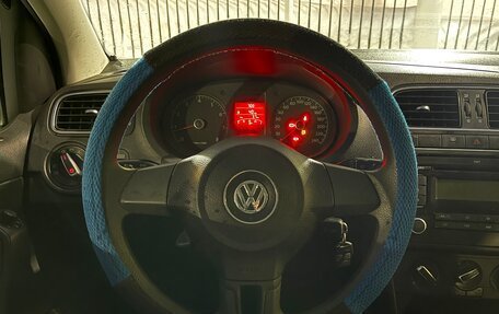 Volkswagen Polo VI (EU Market), 2011 год, 719 000 рублей, 12 фотография