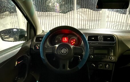 Volkswagen Polo VI (EU Market), 2011 год, 719 000 рублей, 11 фотография