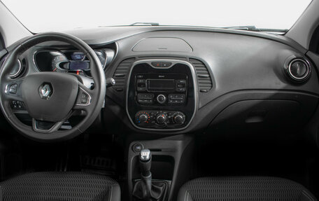 Renault Kaptur I рестайлинг, 2018 год, 1 240 000 рублей, 11 фотография