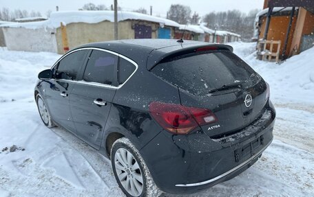 Opel Astra J, 2013 год, 790 000 рублей, 3 фотография