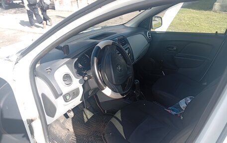 Renault Logan II, 2014 год, 510 000 рублей, 4 фотография