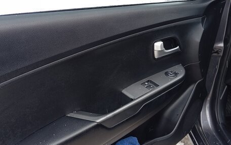 KIA Rio III рестайлинг, 2015 год, 840 000 рублей, 14 фотография