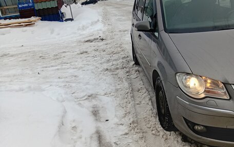 Volkswagen Touran III, 2008 год, 520 000 рублей, 4 фотография