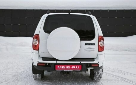 Chevrolet Niva I рестайлинг, 2018 год, 780 000 рублей, 7 фотография