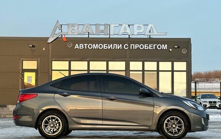 Hyundai Solaris II рестайлинг, 2011 год, 820 000 рублей, 6 фотография