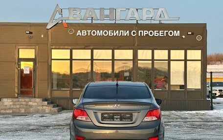 Hyundai Solaris II рестайлинг, 2011 год, 820 000 рублей, 4 фотография