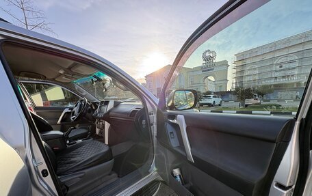 Toyota Land Cruiser Prado 150 рестайлинг 2, 2012 год, 2 400 000 рублей, 20 фотография