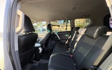 Toyota Land Cruiser Prado 150 рестайлинг 2, 2012 год, 2 400 000 рублей, 28 фотография