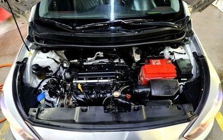 Hyundai Solaris II рестайлинг, 2012 год, 850 000 рублей, 3 фотография