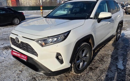 Toyota RAV4, 2021 год, 3 999 990 рублей, 4 фотография
