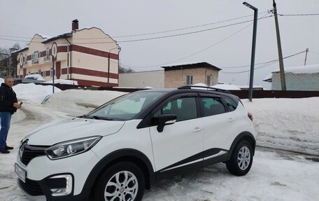 Renault Kaptur I рестайлинг, 2019 год, 4 фотография