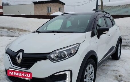 Renault Kaptur I рестайлинг, 2019 год, 8 фотография