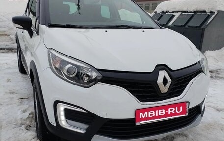 Renault Kaptur I рестайлинг, 2019 год, 10 фотография