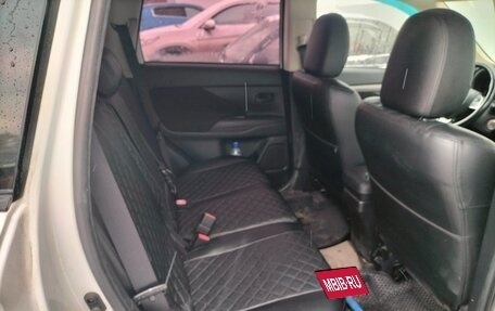 Mitsubishi Outlander III рестайлинг 3, 2018 год, 2 000 000 рублей, 7 фотография