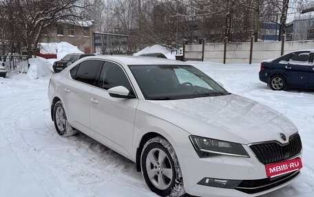 Skoda Superb III рестайлинг, 2018 год, 1 750 000 рублей, 5 фотография