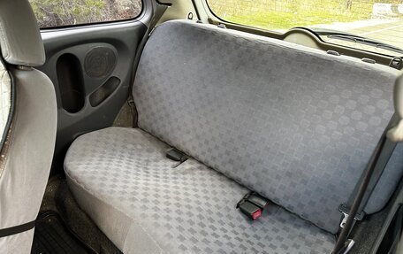 Nissan March III, 2003 год, 285 000 рублей, 12 фотография