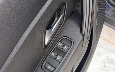 Dacia Duster II, 2019 год, 1 460 000 рублей, 9 фотография