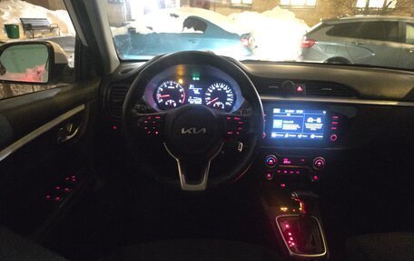 KIA Rio IV, 2022 год, 1 755 000 рублей, 2 фотография