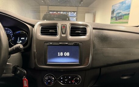 Renault Sandero II рестайлинг, 2019 год, 1 199 000 рублей, 11 фотография