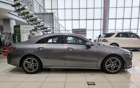 Mercedes-Benz CLA, 2019 год, 2 499 000 рублей, 5 фотография