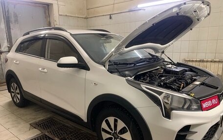 KIA Rio IV, 2021 год, 1 550 000 рублей, 1 фотография