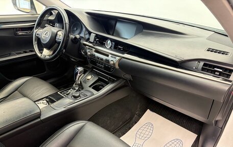 Lexus ES VII, 2017 год, 1 949 900 рублей, 18 фотография