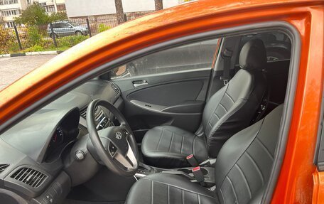 Hyundai Solaris II рестайлинг, 2015 год, 870 000 рублей, 5 фотография