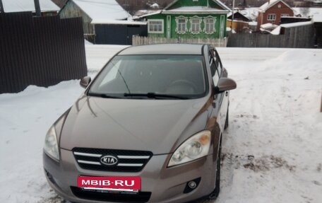 KIA cee'd I рестайлинг, 2009 год, 650 000 рублей, 6 фотография
