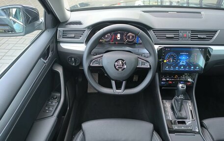 Skoda Superb III рестайлинг, 2025 год, 3 290 000 рублей, 4 фотография