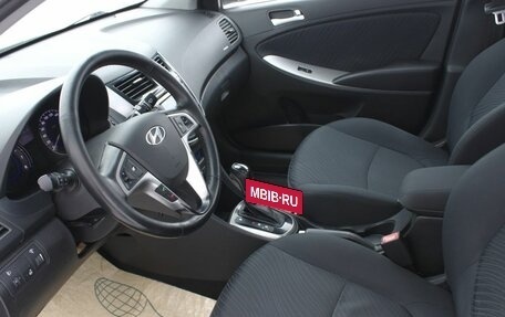 Hyundai Solaris II рестайлинг, 2015 год, 950 000 рублей, 14 фотография