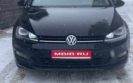 Volkswagen Golf VII, 2013 год, 950 000 рублей, 2 фотография
