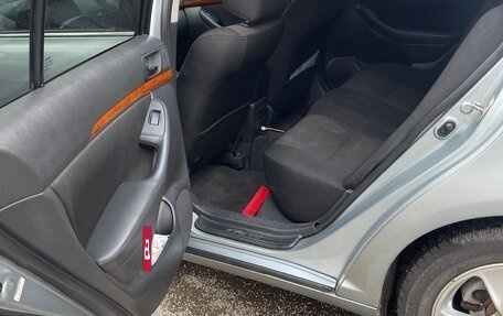 Toyota Avensis III рестайлинг, 2007 год, 1 000 000 рублей, 5 фотография