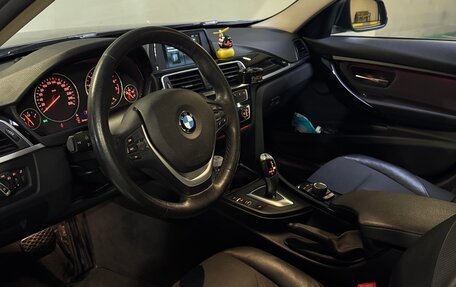 BMW 3 серия, 2018 год, 2 000 000 рублей, 12 фотография