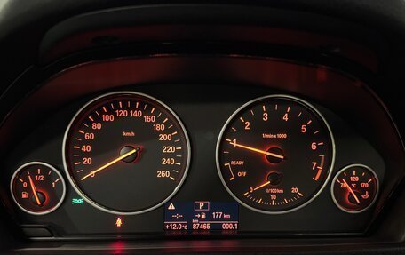 BMW 3 серия, 2018 год, 2 000 000 рублей, 13 фотография